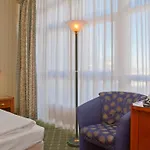 Seetelhotel Pommerscher Hof Wellnesshotel Im Herzen Der Kaiserbaeder Mit Direktem Zugang Zur Wellnessoase Shehrazade Hotel