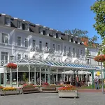 Seetelhotel Pommerscher Hof Wellnesshotel Im Herzen Der Kaiserbaeder Mit Direktem Zugang Zur Wellnessoase Shehrazade 4*