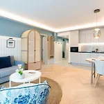 Seetelhotel Pommerscher Hof Wellnesshotel Im Herzen Der Kaiserbaeder Mit Direktem Zugang Zur Wellnessoase Shehrazade Szálloda 4*