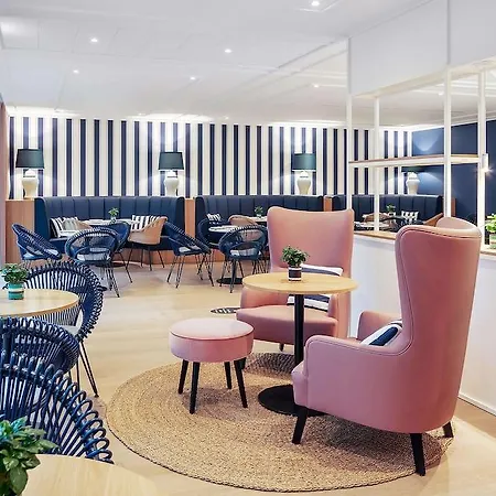 Seetelhotel Pommerscher Hof Wellnesshotel Im Herzen Der Kaiserbaeder Mit Direktem Zugang Zur Wellnessoase Shehrazade Hotel Heringsdorf (Usedom)