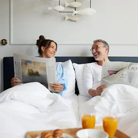 Hotel Seetelhotel Pommerscher Hof Wellnesshotel Im Herzen Der Kaiserbaeder Mit Direktem Zugang Zur Wellnessoase Shehrazade Heringsdorf (Usedom)