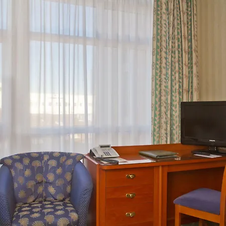 מלון Seetelhotel Pommerscher Hof Wellnesshotel Im Herzen Der Kaiserbaeder Mit Direktem Zugang Zur Wellnessoase Shehrazade 4*