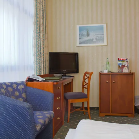 Seetelhotel Pommerscher Hof Wellnesshotel Im Herzen Der Kaiserbaeder Mit Direktem Zugang Zur Wellnessoase Shehrazade 4* Heringsdorf (Usedom)