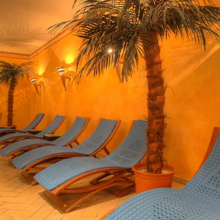 Seetelhotel Pommerscher Hof Wellnesshotel Im Herzen Der Kaiserbaeder Mit Direktem Zugang Zur Wellnessoase Shehrazade 4*