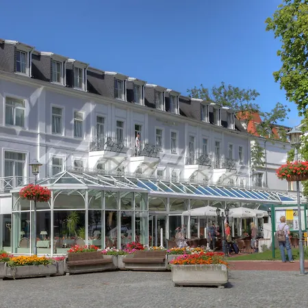 Seetelhotel Pommerscher Hof Wellnesshotel Im Herzen Der Kaiserbaeder Mit Direktem Zugang Zur Wellnessoase Shehrazade 4*