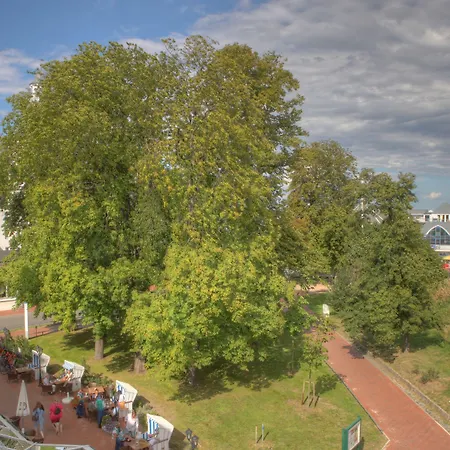 Seetelhotel Pommerscher Hof Wellnesshotel Im Herzen Der Kaiserbaeder Mit Direktem Zugang Zur Wellnessoase Shehrazade 호텔