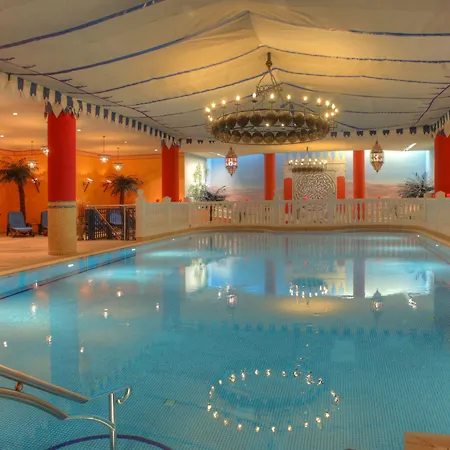 Seetelhotel Pommerscher Hof Wellnesshotel Im Herzen Der Kaiserbaeder Mit Direktem Zugang Zur Wellnessoase Shehrazade Ξενοδοχείο Χέρινγκσντορφ