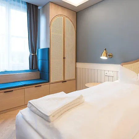 Seetelhotel Pommerscher Hof Wellnesshotel Im Herzen Der Kaiserbaeder Mit Direktem Zugang Zur Wellnessoase Shehrazade 호텔