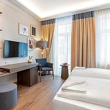 Seetelhotel Pommerscher Hof Wellnesshotel Im Herzen Der Kaiserbaeder Mit Direktem Zugang Zur Wellnessoase Shehrazade Szálloda Heringsdorf