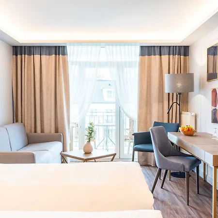 מלון Seetelhotel Pommerscher Hof Wellnesshotel Im Herzen Der Kaiserbaeder Mit Direktem Zugang Zur Wellnessoase Shehrazade
