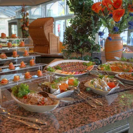 Seetelhotel Pommerscher Hof Wellnesshotel Im Herzen Der Kaiserbaeder Mit Direktem Zugang Zur Wellnessoase Shehrazade Hotel
