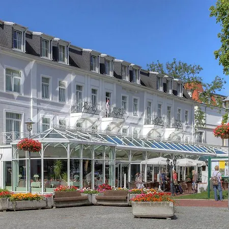 Szálloda Seetelhotel Pommerscher Hof Wellnesshotel Im Herzen Der Kaiserbaeder Mit Direktem Zugang Zur Wellnessoase Shehrazade