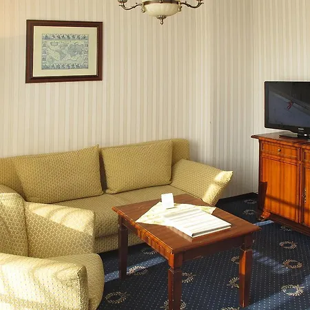 Seetelhotel Pommerscher Hof Wellnesshotel Im Herzen Der Kaiserbaeder Mit Direktem Zugang Zur Wellnessoase Shehrazade Ξενοδοχείο