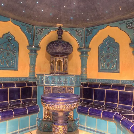 Seetelhotel Pommerscher Hof Wellnesshotel Im Herzen Der Kaiserbaeder Mit Direktem Zugang Zur Wellnessoase Shehrazade 4*