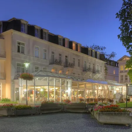 Seetelhotel Pommerscher Hof Wellnesshotel Im Herzen Der Kaiserbaeder Mit Direktem Zugang Zur Wellnessoase Shehrazade 4*