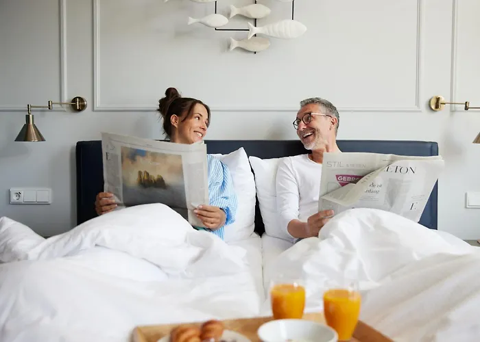 Hotell Seetelhotel Pommerscher Hof Wellnesshotel Im Herzen Der Kaiserbaeder Mit Direktem Zugang Zur Wellnessoase Shehrazade Heringsdorf (Usedom)