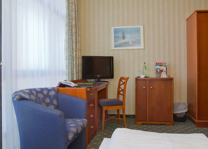 Seetelhotel Pommerscher Hof Wellnesshotel Im Herzen Der Kaiserbaeder Mit Direktem Zugang Zur Wellnessoase Shehrazade 4* Heringsdorf (Usedom)