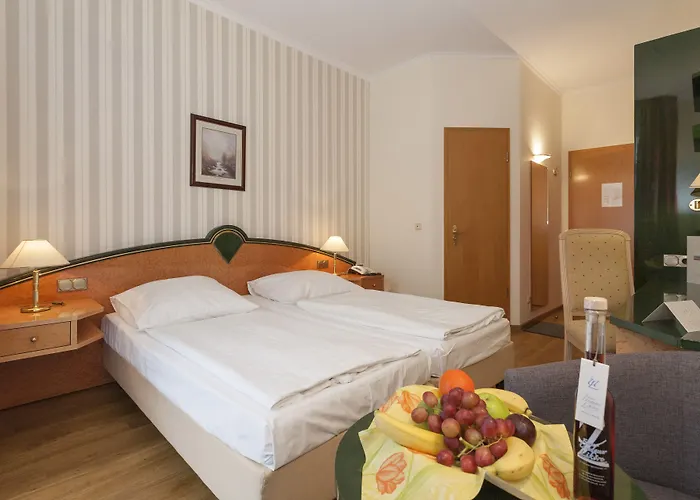 Seetelhotel Pommerscher Hof Wellnesshotel Im Herzen Der Kaiserbaeder Mit Direktem Zugang Zur Wellnessoase Shehrazade Hotell