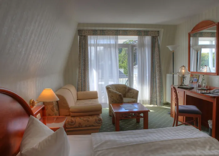 Seetelhotel Pommerscher Hof Wellnesshotel Im Herzen Der Kaiserbaeder Mit Direktem Zugang Zur Wellnessoase Shehrazade Hotell 4*