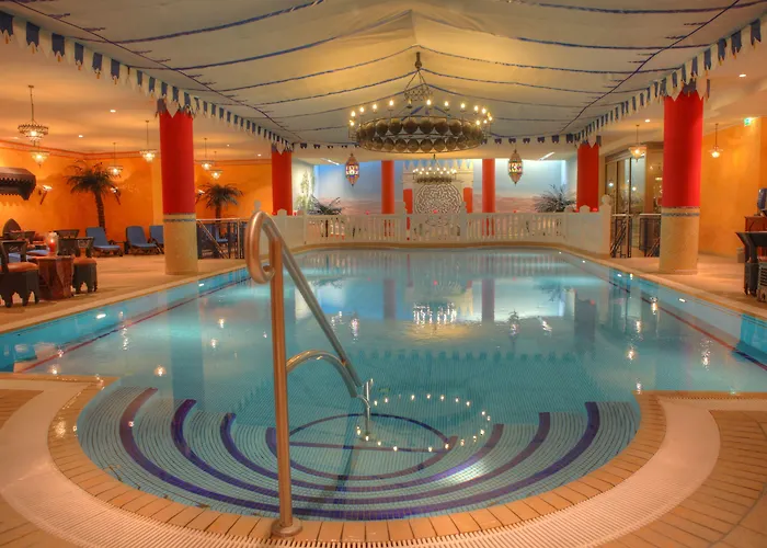 Seetelhotel Pommerscher Hof Wellnesshotel Im Herzen Der Kaiserbaeder Mit Direktem Zugang Zur Wellnessoase Shehrazade 4* Heringsdorf (Usedom)