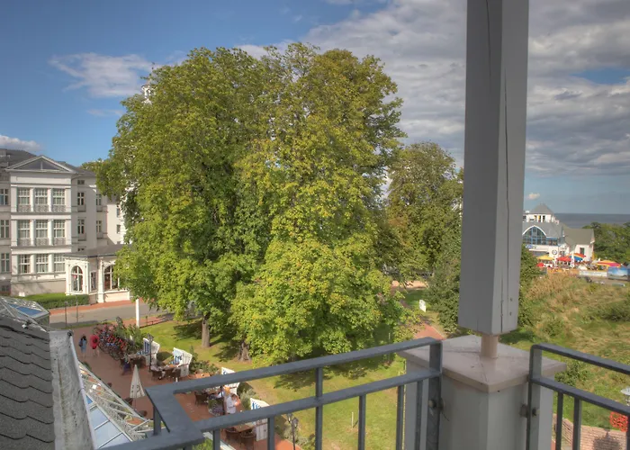 Hotell Seetelhotel Pommerscher Hof Wellnesshotel Im Herzen Der Kaiserbaeder Mit Direktem Zugang Zur Wellnessoase Shehrazade