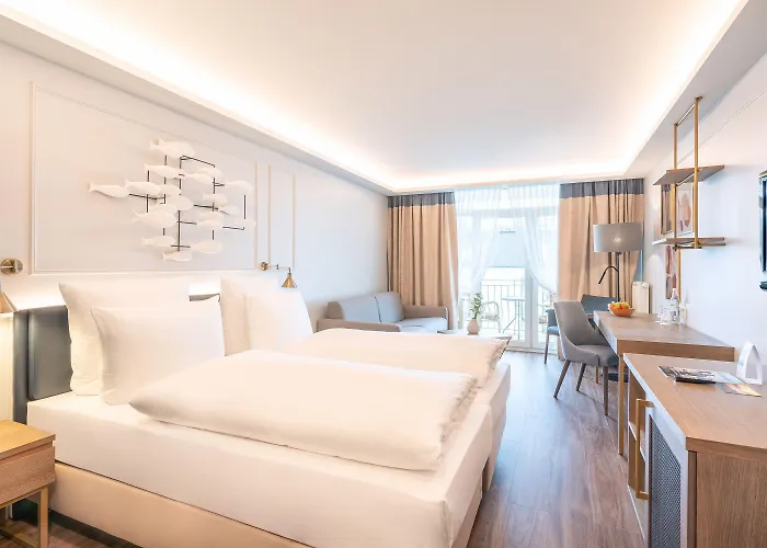 Hotell Seetelhotel Pommerscher Hof Wellnesshotel Im Herzen Der Kaiserbaeder Mit Direktem Zugang Zur Wellnessoase Shehrazade 4*