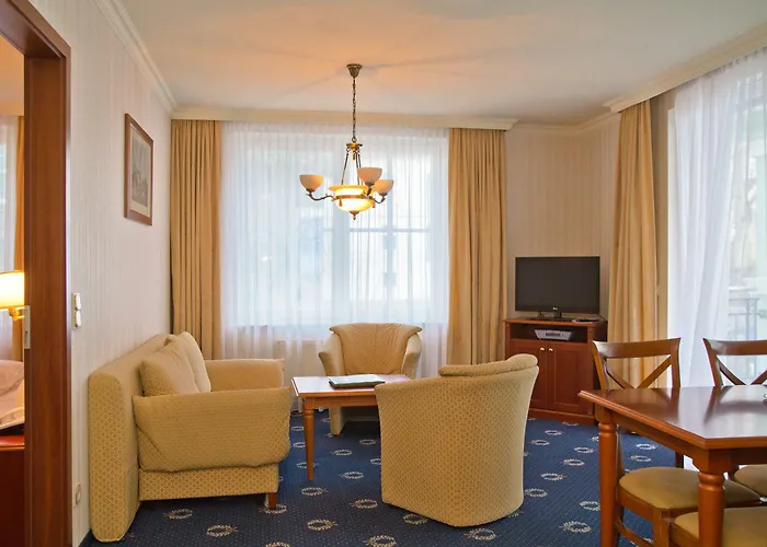 Seetelhotel Pommerscher Hof Wellnesshotel Im Herzen Der Kaiserbaeder Mit Direktem Zugang Zur Wellnessoase Shehrazade Hotell 4*