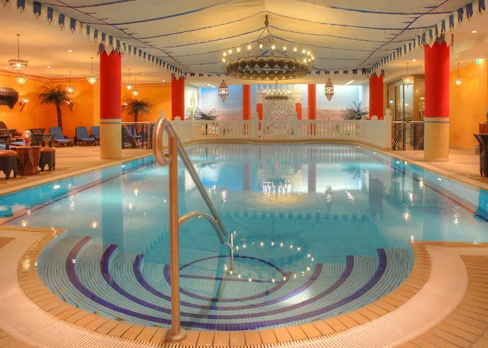 Hotell Seetelhotel Pommerscher Hof Wellnesshotel Im Herzen Der Kaiserbaeder Mit Direktem Zugang Zur Wellnessoase Shehrazade