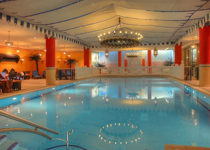 Seetelhotel Pommerscher Hof Wellnesshotel Im Herzen Der Kaiserbaeder Mit Direktem Zugang Zur Wellnessoase Shehrazade Hotell Heringsdorf (Usedom)