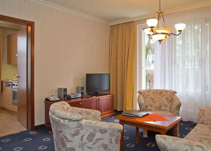 Seetelhotel Pommerscher Hof Wellnesshotel Im Herzen Der Kaiserbaeder Mit Direktem Zugang Zur Wellnessoase Shehrazade Hotell